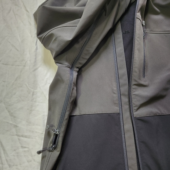 Mammut Soft Shell Jacket - Picture 3 of 12